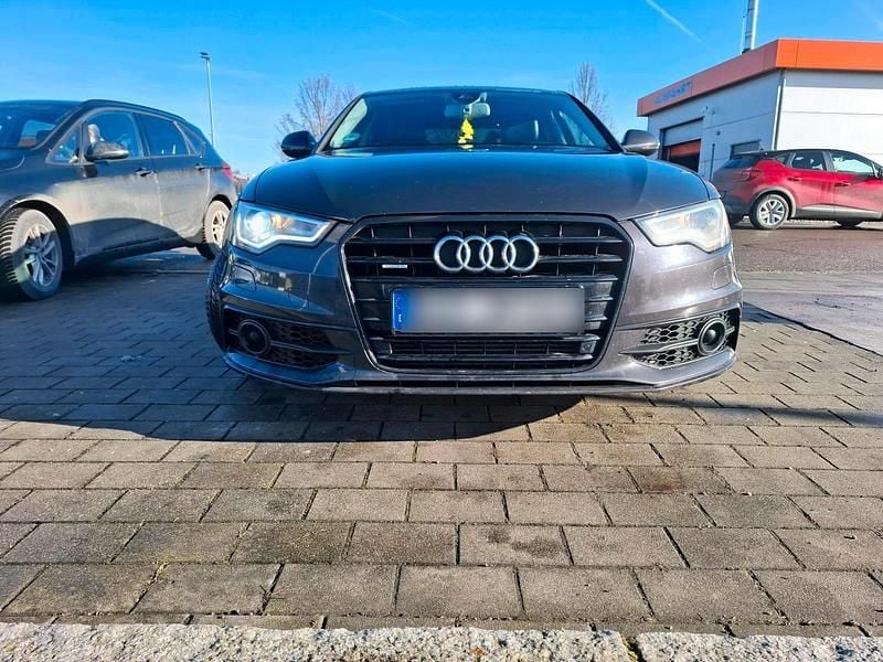 Schwarz Gebraucht 2012 Audi A6 S-Line Limousine | 10.000 € (Superpreis) - Bild 1/4