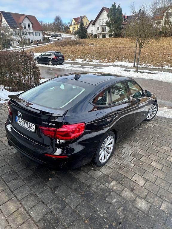 Gebraucht BMW 320 Gran Turismo 190 PS (139 kW) 2016 Schwarz Limousine