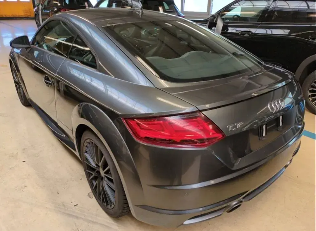 Używany Audi TT Sport 230 KM (169 kW) 2014 Szary Coupe