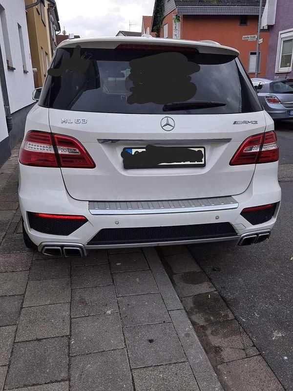 Gebraucht Mercedes ML63 AMG AMG 525 PS (386 kW) 2013 Weiß SUV