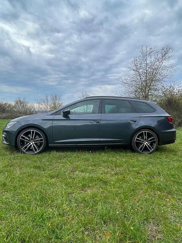 Gebraucht Seat Leon 4Drive 300 PS (220 kW) 2020 Grau Kombi