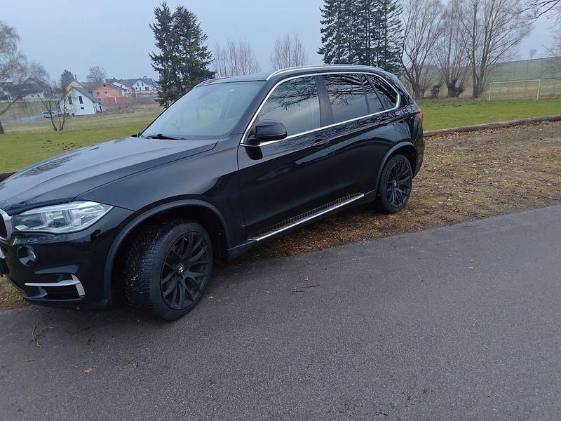 Schwarz Gebraucht 2014 BMW X5 SUV | 16.500 € (Fairer Preis) - Bild 1/4