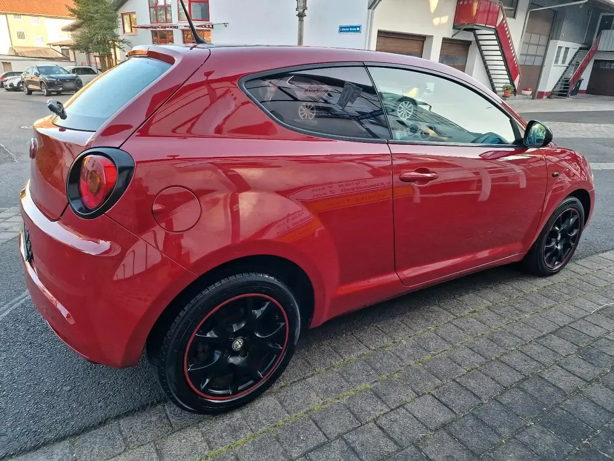 Gebraucht Alfa Romeo MiTo 90 PS (66 kW) 2009 Rot Kleinwagen