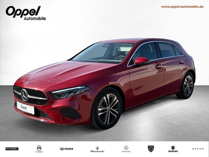 Gebraucht Mercedes A180 Progressive 136 PS (100 kW) 2024 Patagonienrot  metalliclack Limousine