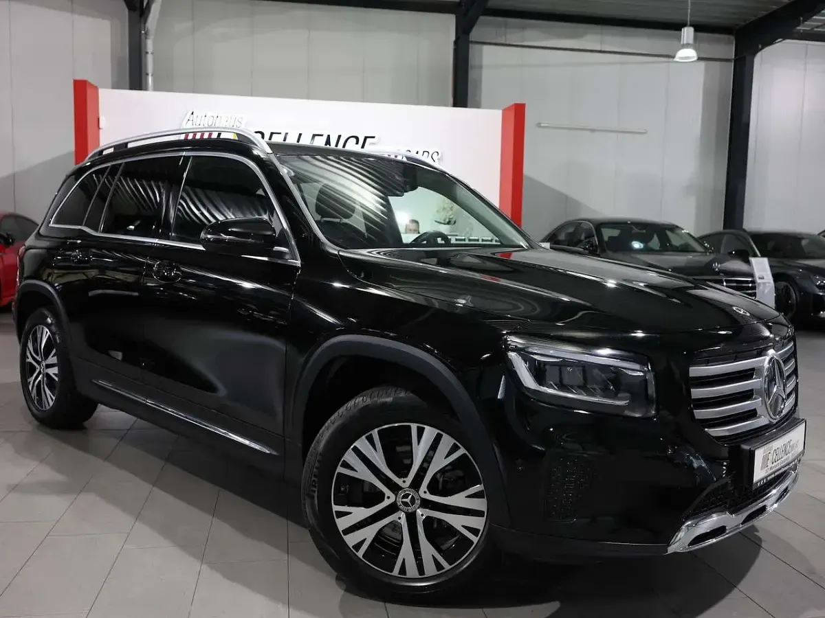 Gebraucht Mercedes GLB200 Progressive 150 PS (110 kW) 2024 Nachtschwarz SUV