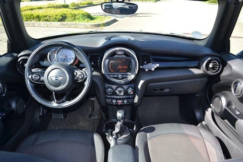 Gebraucht Mini One Cabriolet 102 PS (75 kW) 2017 Grau Cabrio