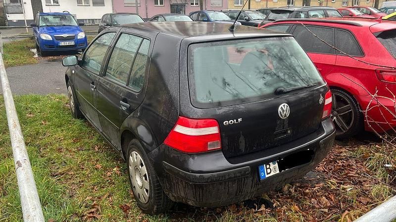 Gebraucht VW Golf IV 75 PS (55 kW) 2003 Schwarz Limousine