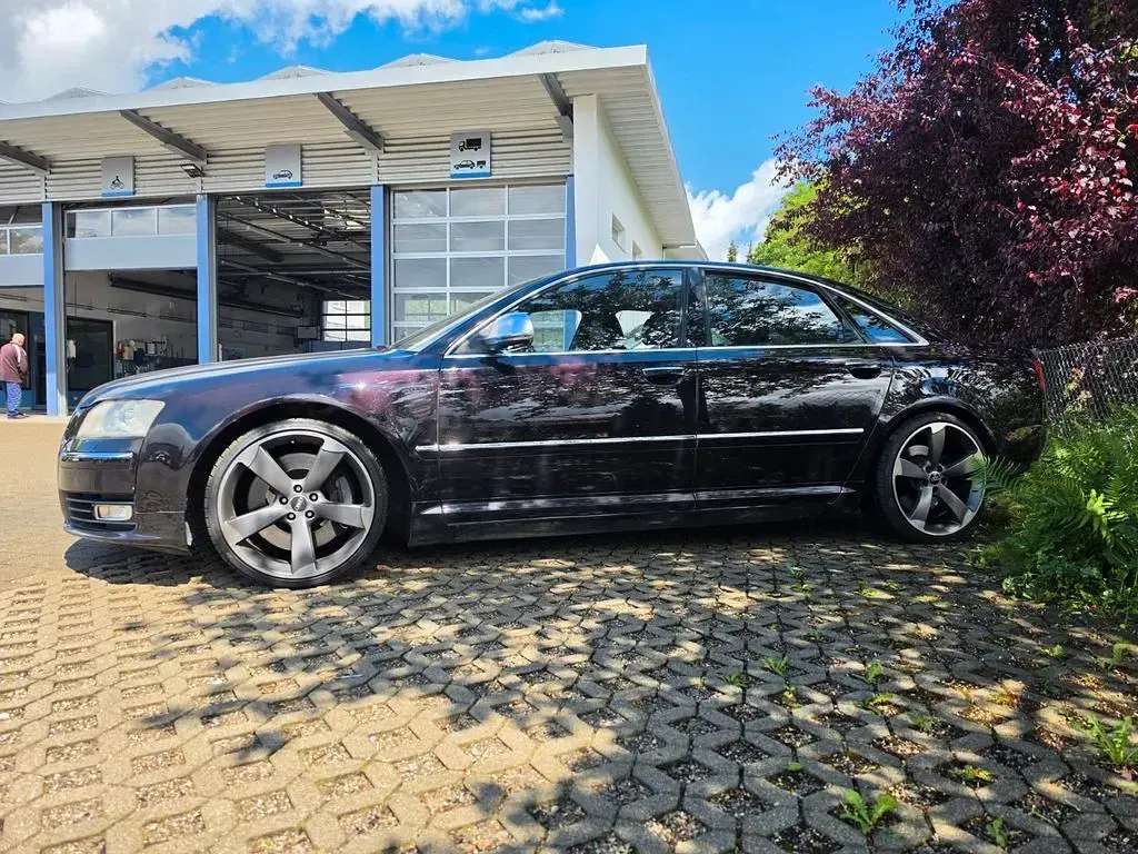 Gebraucht Audi S8 Ambiente 450 PS (330 kW) 2008 Schwarz Limousine