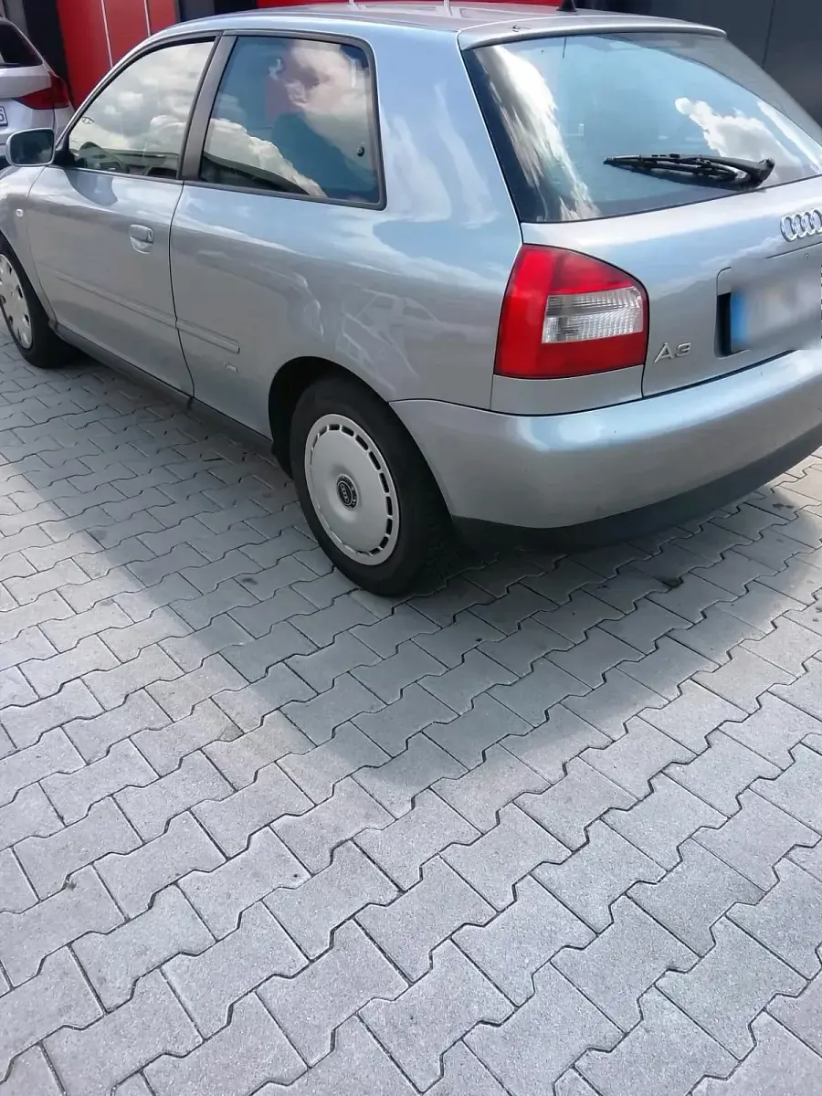Gebraucht Audi A3 130 PS (95 kW) 2002 Silber Kleinwagen