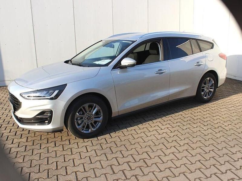 Neu Ford Focus Titanium X 125 PS (91 kW) 2026 Silber Kombi