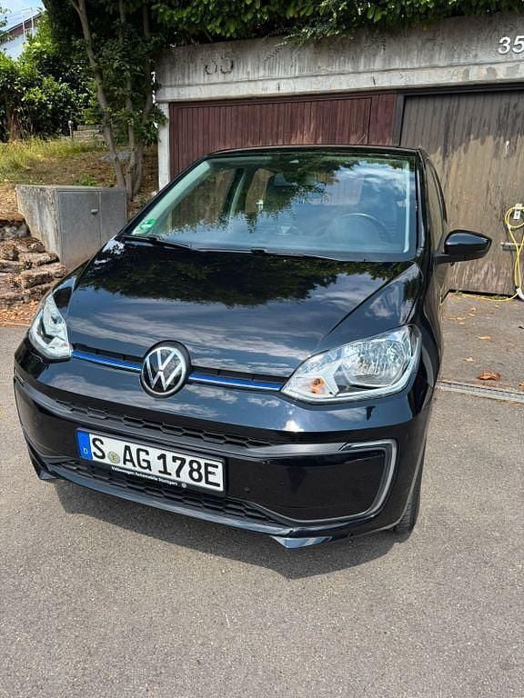 Schwarz Gebraucht 2021 VW e-up! Kleinwagen | 13.999 € (Fairer Preis) - Bild 1/4