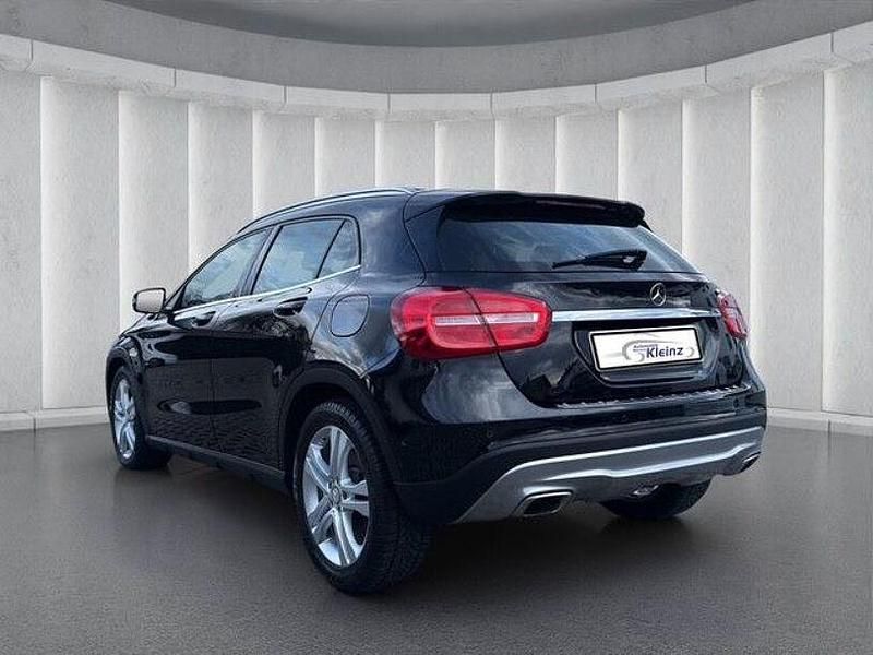 Gebraucht Mercedes GLA180 Progressive 122 PS (89 kW) 2017 Schwarz SUV