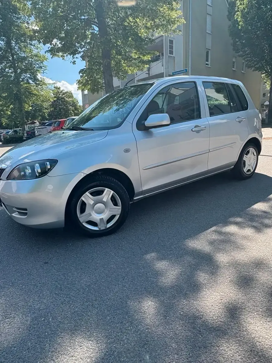 Occasion Mazda 2 80 ch (58 kW) 2007 Gris Citadine
