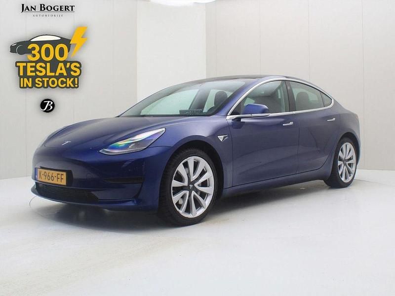Blau Gebraucht 2020 Tesla Model 3 Standard Range Limousine | 19.900 € (Fairer Preis) - Bild 1/4
