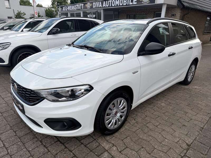 Weiß Gebraucht 2018 Fiat Tipo Pop Kombi | 7.999 € (Guter Preis) - Bild 1/4