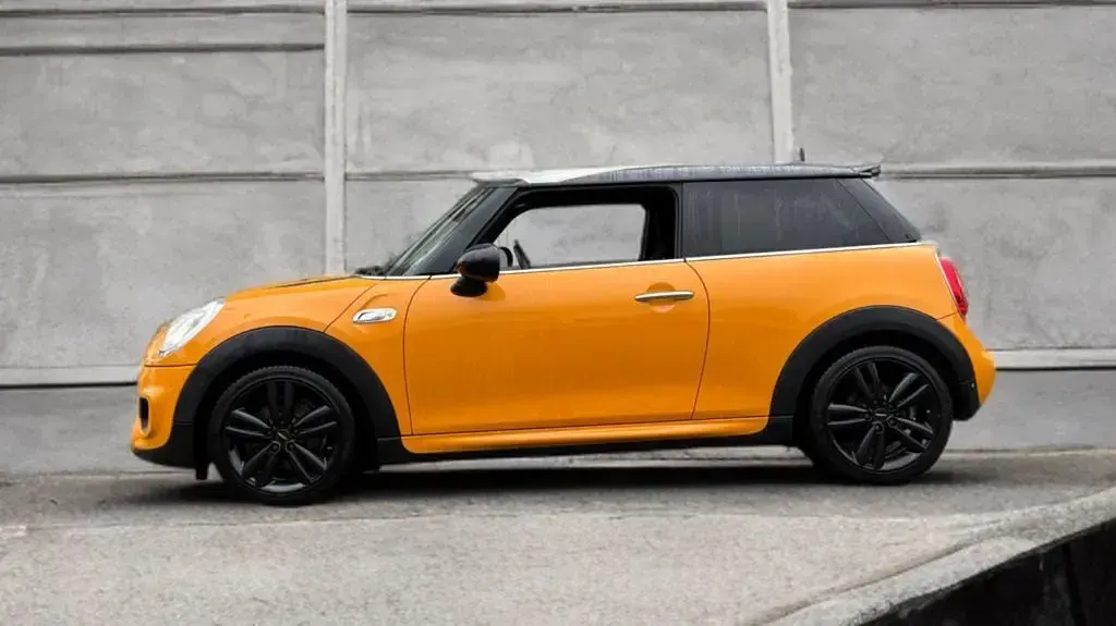 Käytetty Mini John Cooper Works 192 HP (141 kW) 2017 Oranssi Viistoperä