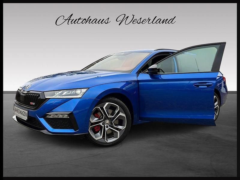 Blau Gebraucht 2024 Skoda Octavia RS Kombi | 34.990 € (Fairer Preis) - Bild 1/2