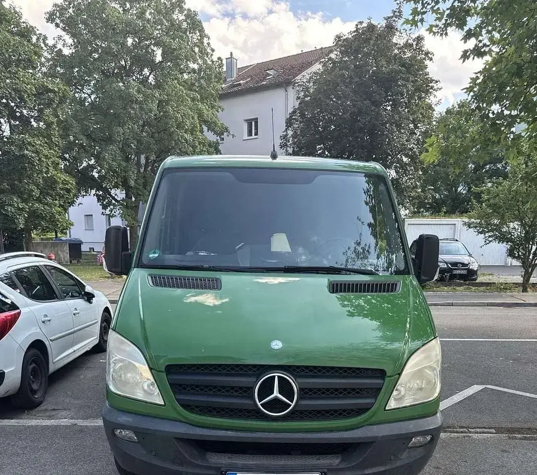 Gebraucht Mercedes Sprinter 163 PS (119 kW) 2009 Grün Van