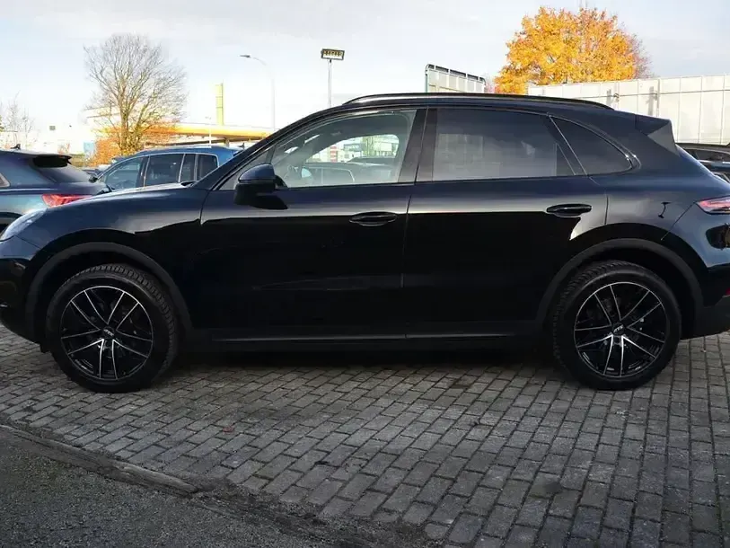 Gebraucht Porsche Cayenne 340 PS (250 kW) 2022 Schwarz SUV