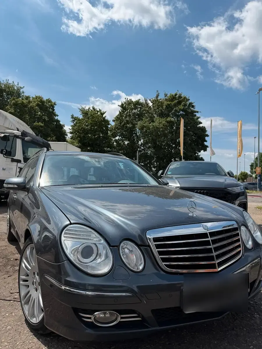 Gebraucht Mercedes E200 Avantgarde 184 PS (135 kW) 2008 Grau Kombi
