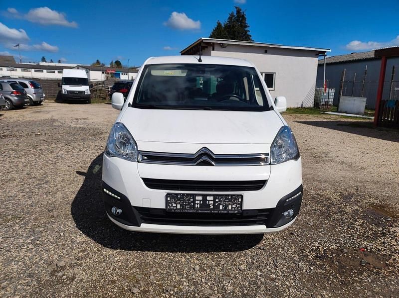 Gebraucht Citroën Berlingo SELECTION 120 PS (88 kW) 2016 Weiß Van / Kleinbus