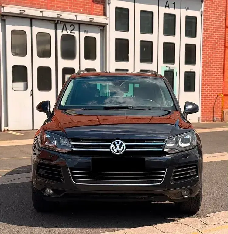 Gebraucht VW Touareg Edition 245 PS (180 kW) 2014 Schwarz SUV