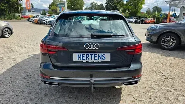 Gebraucht Audi A4 Sport 190 PS (139 kW) 2019 Manhattangrau metallic Kombi