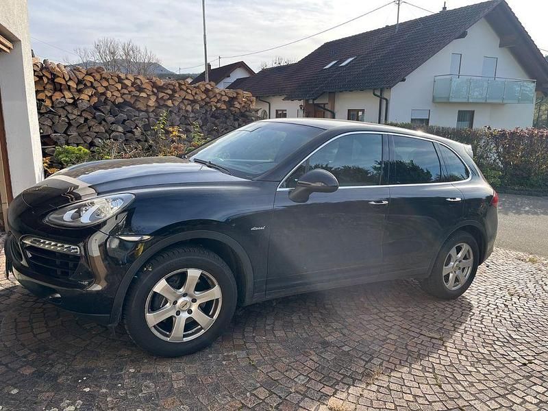 Schwarz Gebraucht 2012 Porsche Cayenne SUV | 19.900 € (Fairer Preis) - Bild 1/4