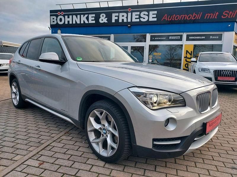 Silber Gebraucht 2012 BMW X1 Sport Line SUV | 14.999 € (Etwas zu teuer) - Bild 1/4