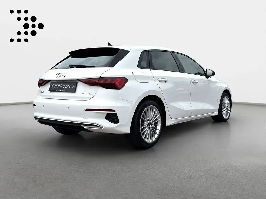 Gebraucht Audi A3 Advanced 116 PS (85 kW) 2023 Weiß Limousine