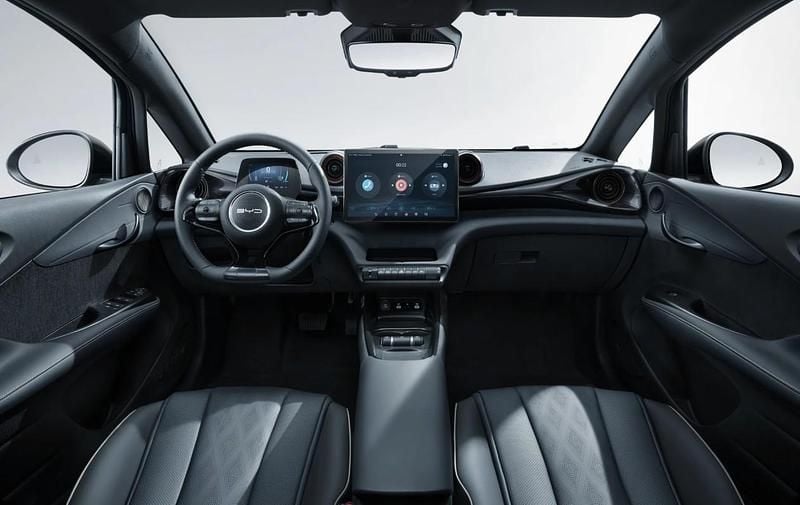 Neu BYD Dolphin Comfort 150 kW (204 PS) 2026 Cream white Kleinwagen