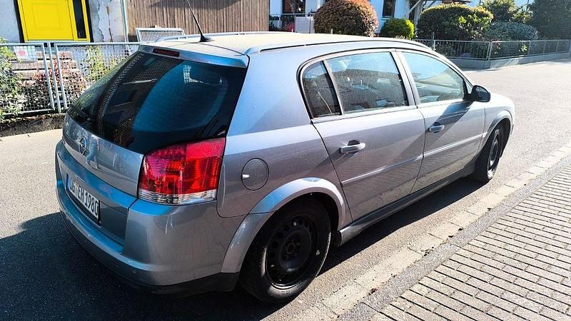 Używany Opel Signum 211 KM (155 kW) 2003 Szary Hatchback