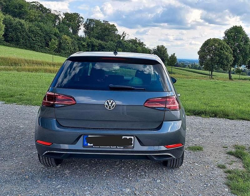 Gebraucht VW Golf VII Join 150 PS (110 kW) 2018 Grau Limousine