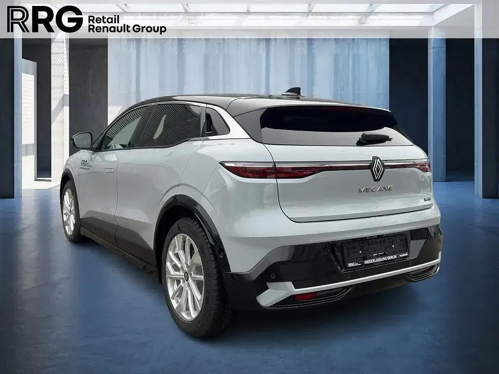 Gebraucht Renault Megane E-Tech Komfort 55 kW (75 PS) 2025 Rafalgrau metallic, black pea Limousine