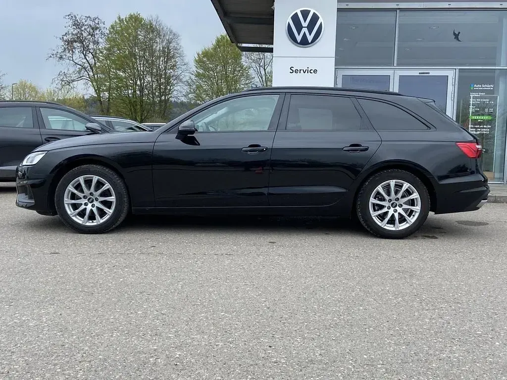 Gebraucht Audi A4 150 PS (110 kW) 2022 Schwarz Kombi