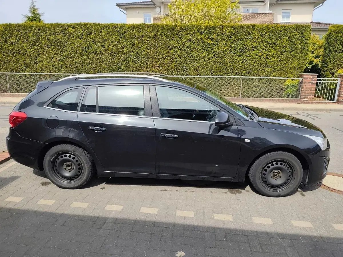 Gebraucht Chevrolet Cruze LTZ 163 PS (119 kW) 2012 Schwarz Limousine