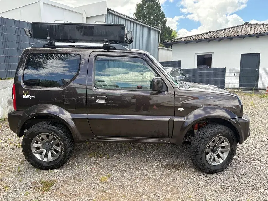 Gebraucht Suzuki Jimny 84 PS (61 kW) 2018 Braun SUV