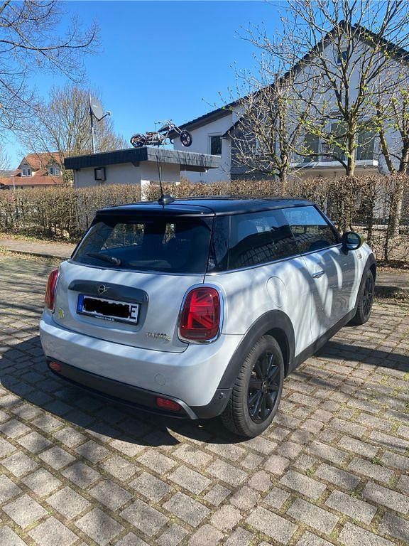 Gebraucht Mini Cooper SE 135 kW (184 PS) 2020 Silber Kleinwagen