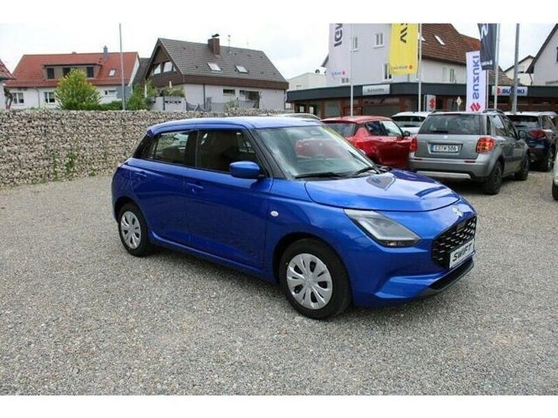 Neu Suzuki Swift 83 PS (61 kW) 2025 Blau Kleinwagen
