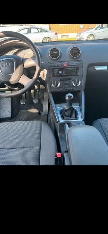 Gebraucht Audi A3 105 PS (77 kW) 2006 Blau Kleinwagen