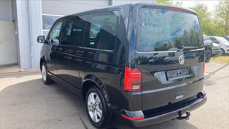 Gebraucht VW Multivan Comfortline 204 PS (150 kW) 2023 Schwarz Van