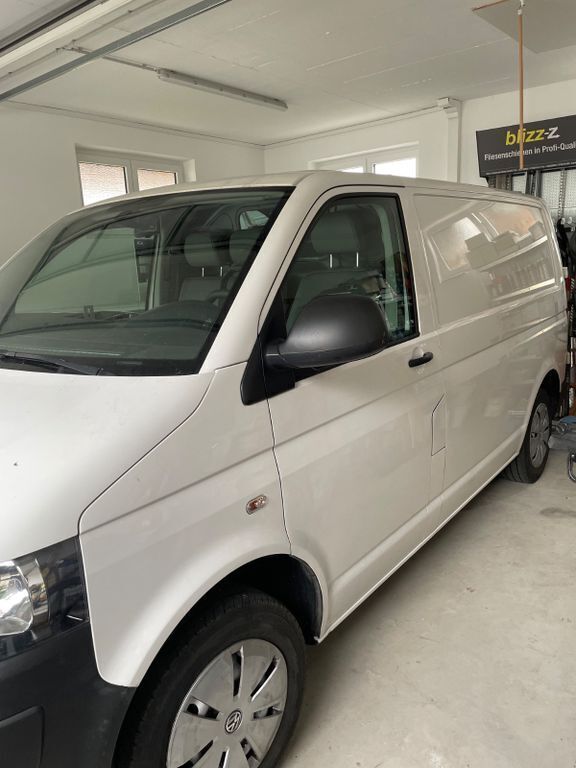 Silber Gebraucht 2015 VW T5 Van | 16.000 € - Bild 1/4