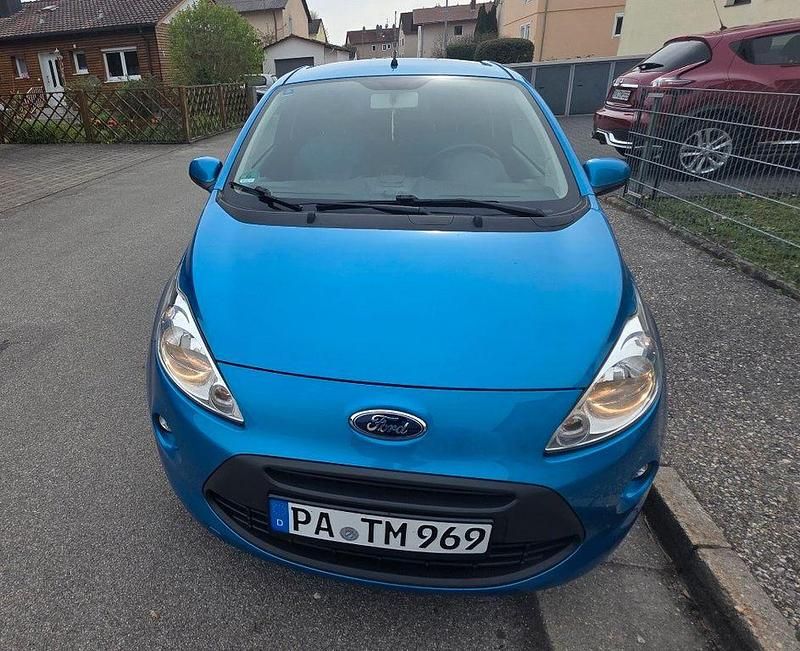 Blau Gebraucht 2014 Ford Ka Titanium Kleinwagen | 4.050 € (Guter Preis) - Bild 1/4