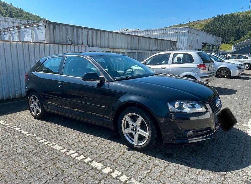 Gebraucht Audi A3 Design 160 PS (117 kW) 2010 Schwarz Kleinwagen