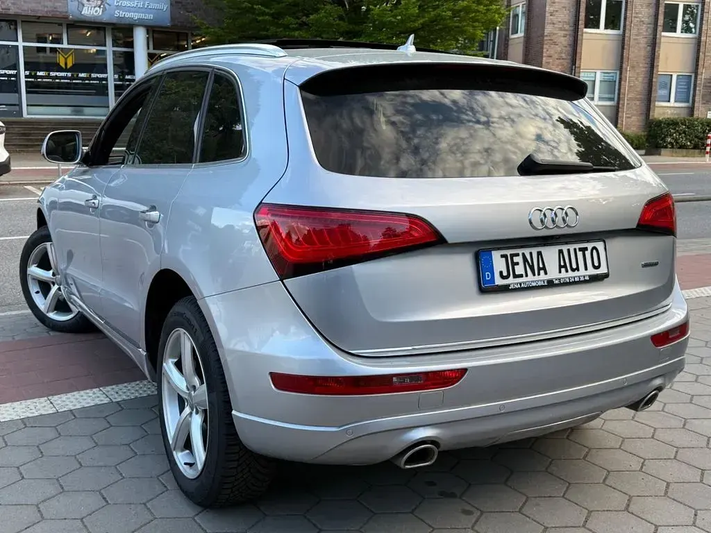 Second-hand Audi Q5 S-Line 258 CP (189 kW) 2016 Argintiu SUV