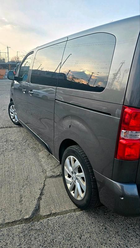 Gebraucht Citroën Spacetourer 177 PS (130 kW) 2019 Grau Van / Kleinbus