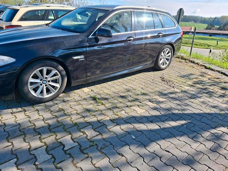 Gebraucht BMW 535 M Sport 313 PS (230 kW) 2011 Schwarz Kombi