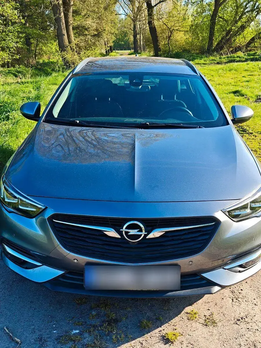Gebraucht Opel Insignia Dynamic 165 PS (121 kW) 2017 Grau Kombi