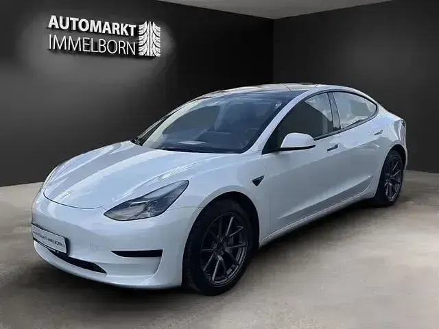 Gebraucht Tesla Model 3 RWD 239 kW (325 PS) 2022 Schwarz (metallic) Limousine
