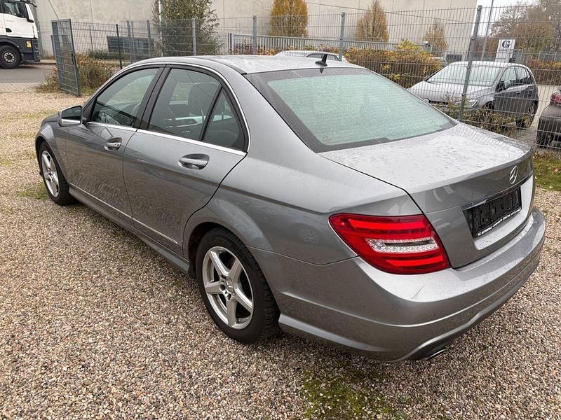 Gebraucht Mercedes C180 Edition 156 PS (114 kW) 2013 Grau Limousine